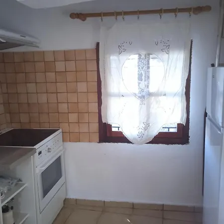 House In Porfyrousa Organic Farm *