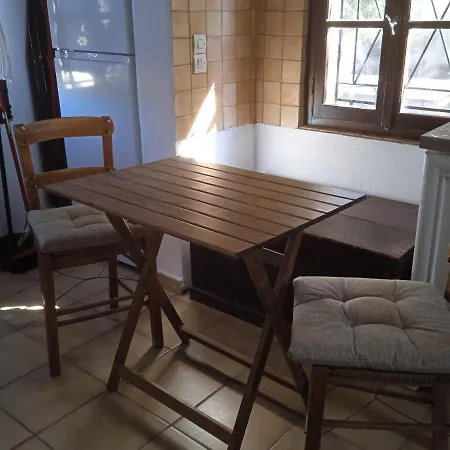 Vakantiehuis House In Porfyrousa Organic Farm Avlemonas