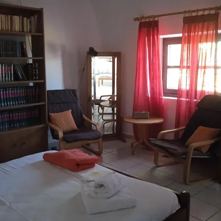 House In Porfyrousa Organic Farm
