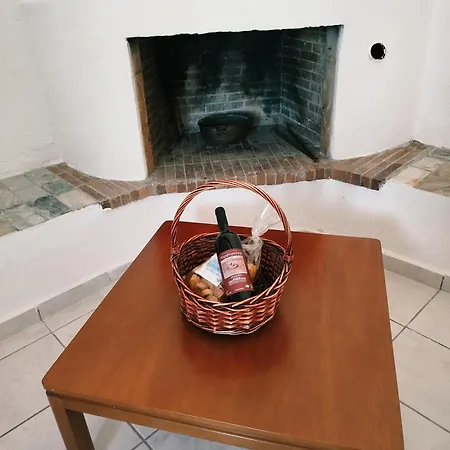 House In Porfyrousa Organic Farm Vakantiehuis