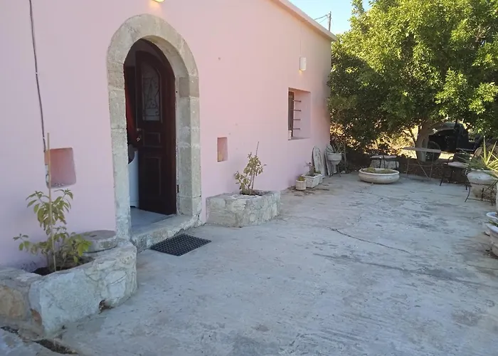 House In Porfyrousa Organic Farm *