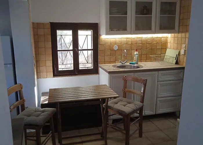 House In Porfyrousa Organic Farm *